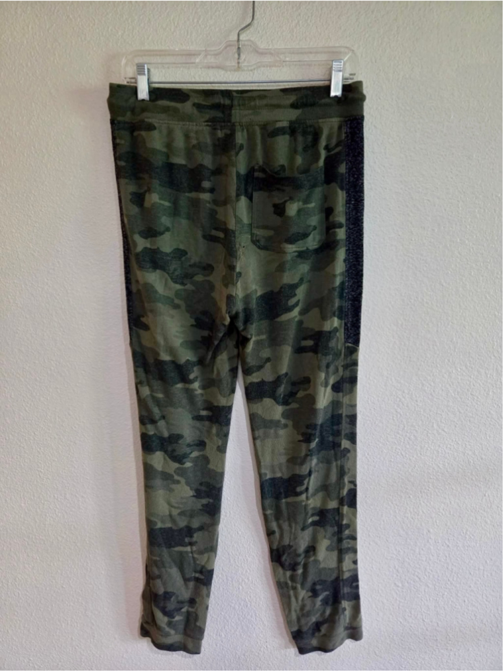 Runway Women’s Camo Contrast Ribbed Panel Joggers Drawstring Green 16 W-230